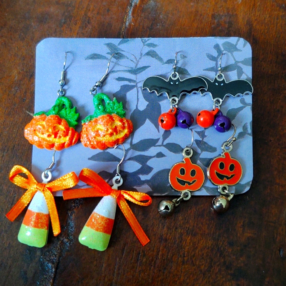 Vintage Halloween Earrings Pumpkins And Candy Corns